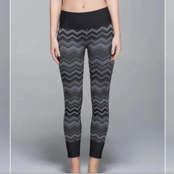 Lululemon Ebb To Street Pant In Heathered Slate Size 6 - Picture 2 of 15